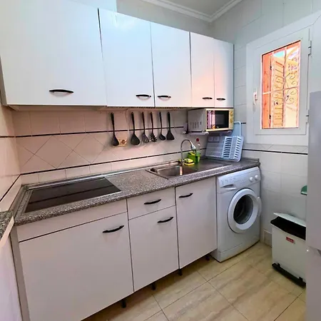 Apartment Eden 3c: Naufragos Area *